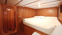 BUENA CHICA 1 - Guest Cabin 3